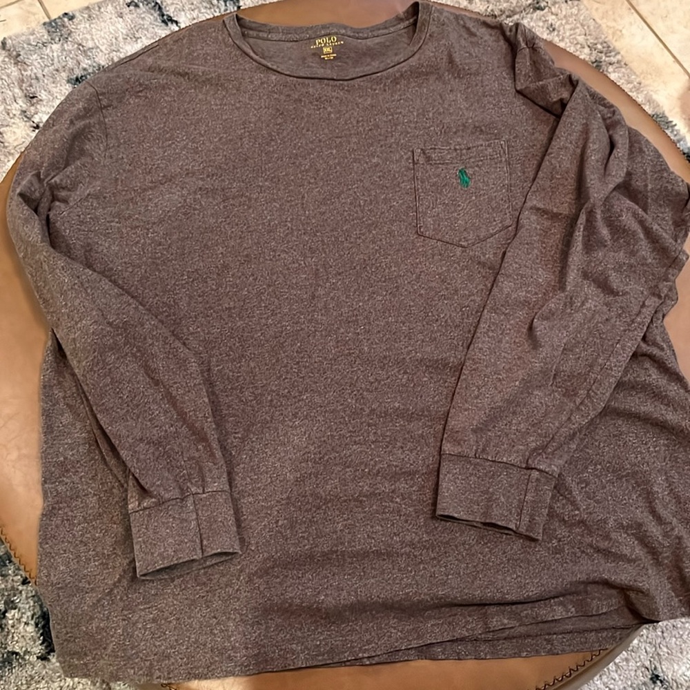 Polo long sleeve.
